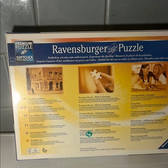 Ravensburger Canal Scene Puzzle - 1500 Pieces - Warm Hues - Picture 3 of 5